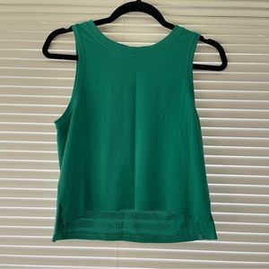 Lululemon Train to be Tank Maldives Green